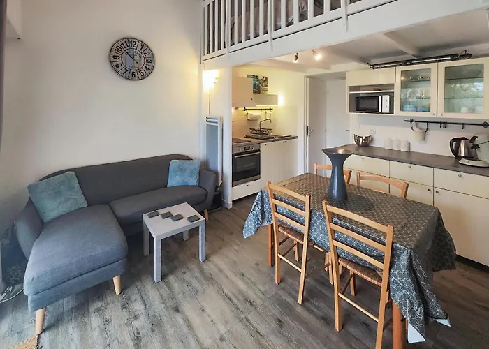 Ferienhaus Amazing In With Wifi Agde